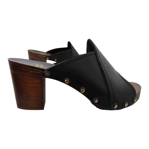 Sabots en cuir et bois