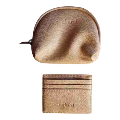 Cacharel wallet and cards