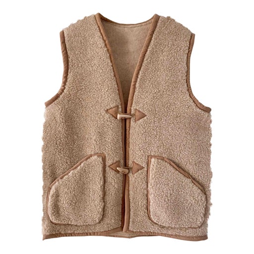 Sleeveless wool vest