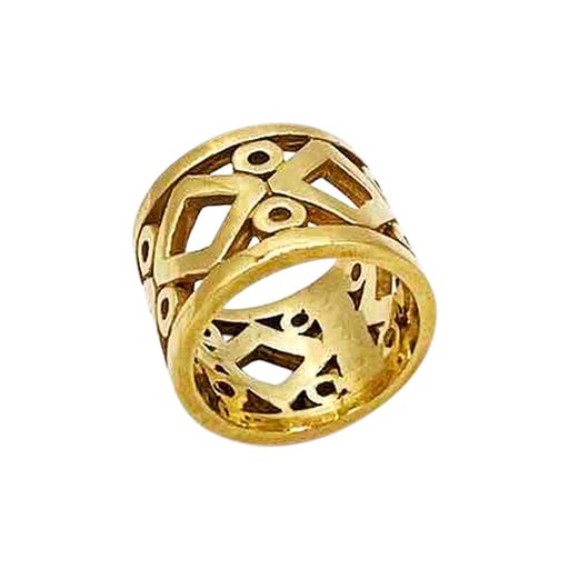 Golden metal ring