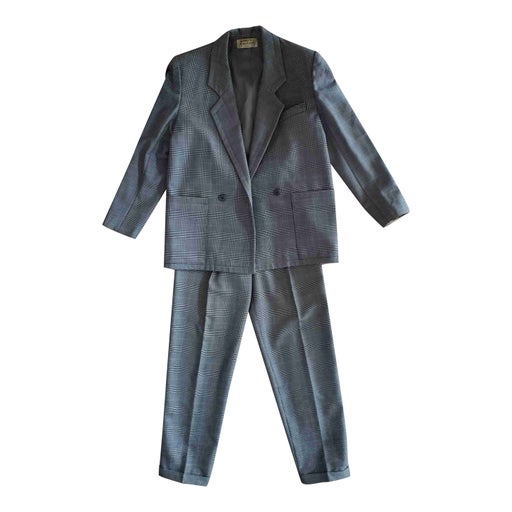 Woolen trouser suit