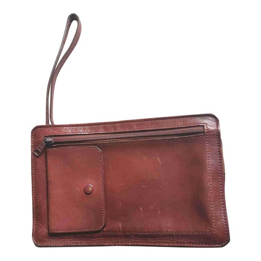 Longchamp clutch