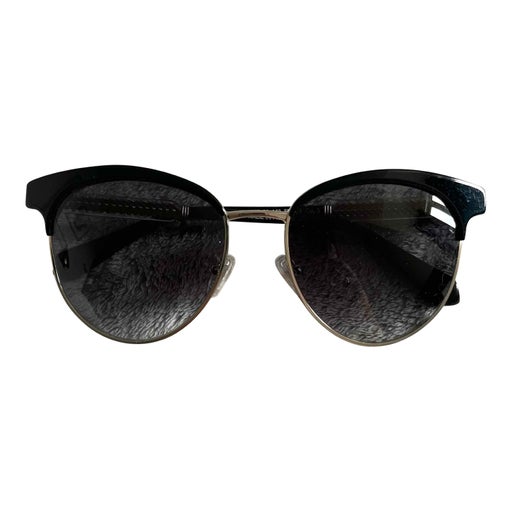 Lunettes de soleil Balmain.