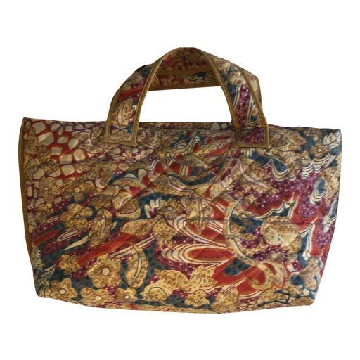 Provencal quilted bag