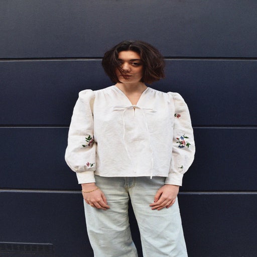 House Flora blouse
