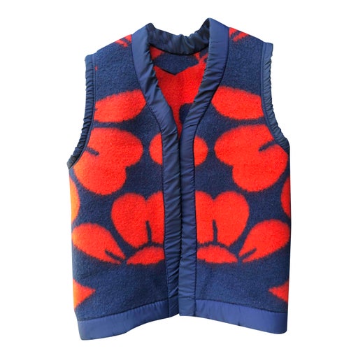 Reversible vest