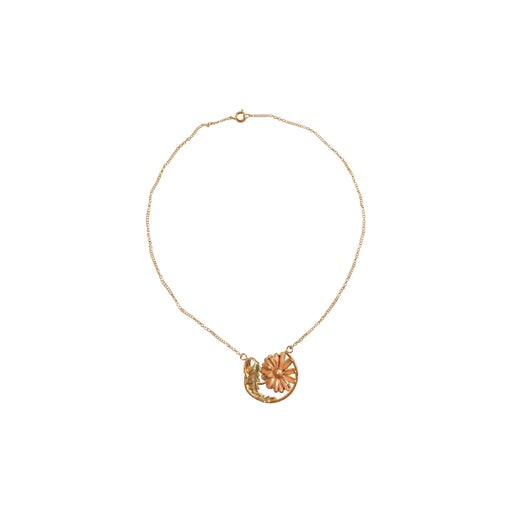 Collier pendentif en métal doré