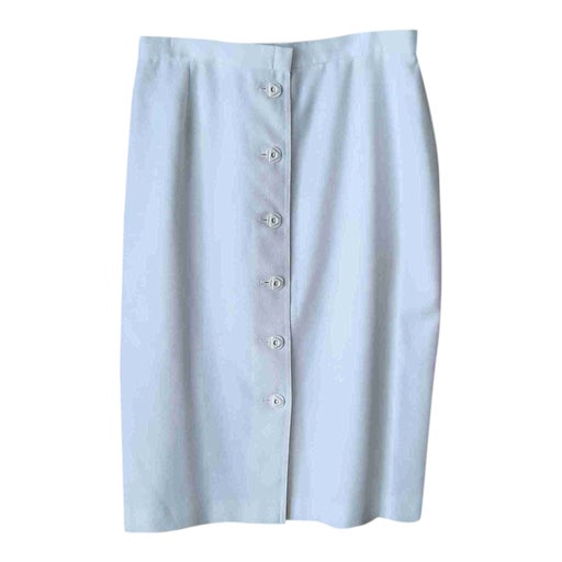 Buttoned skirt
