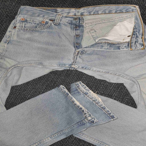 Jean Levi's 501 W27L34