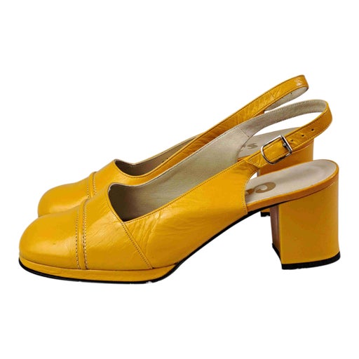 Babies en cuir