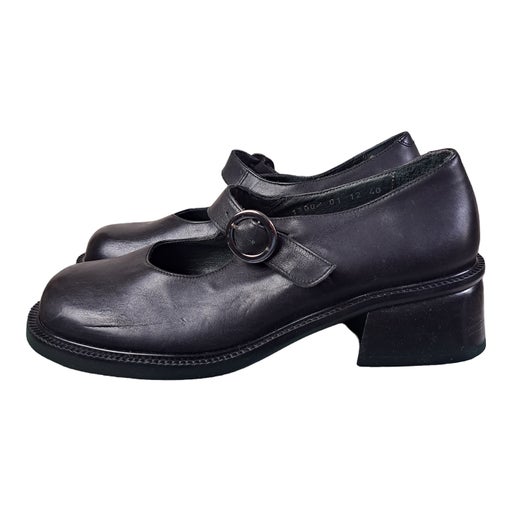 Babies en cuir