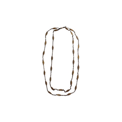 Collier en métal doré
