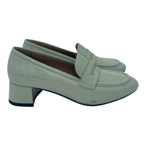 Carel loafers