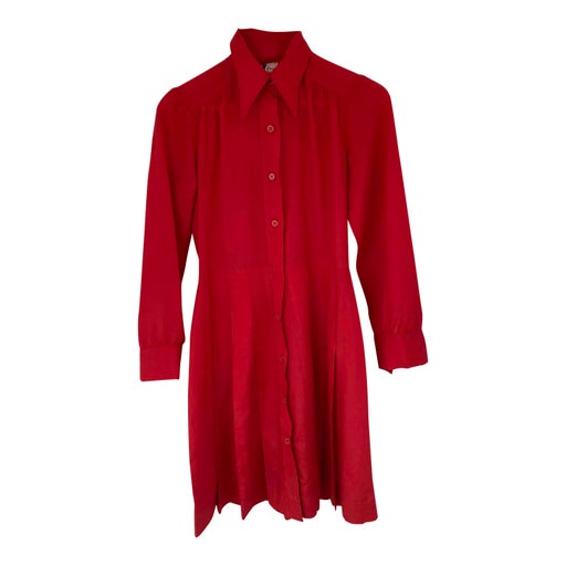 Buttoned red dress