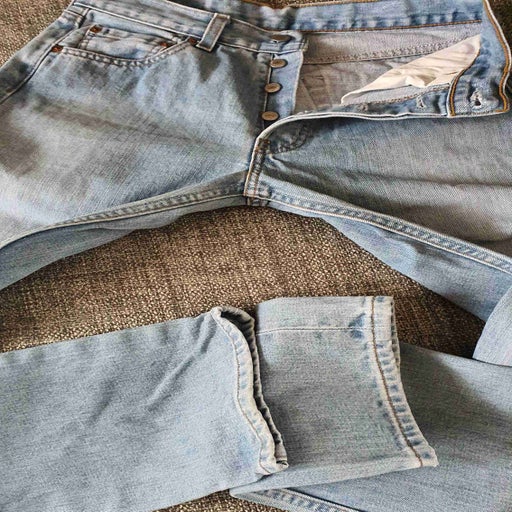 Jean Levi's 501 W28L34