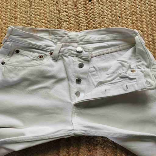 Jean Levi's 501 W27L32