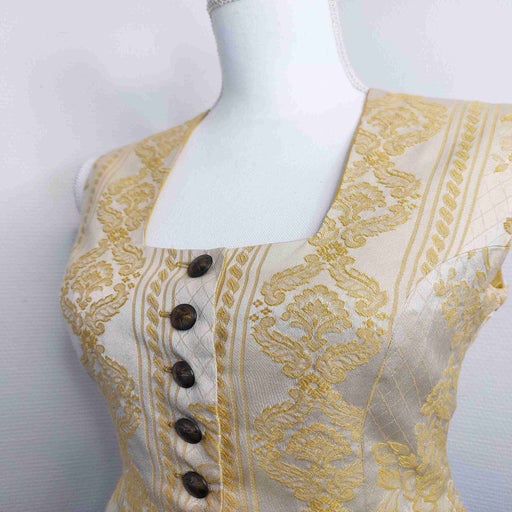 Embroidered top