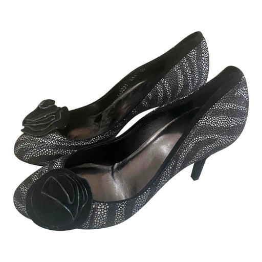 Armani pumps