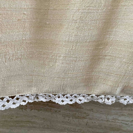 Robe dos nu en lin et crochet