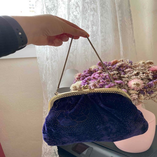 Mini sac en velours et paillettes