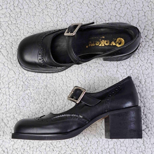 Babies en cuir