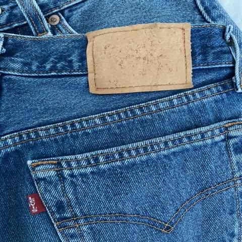 Levi's 501 W27L32