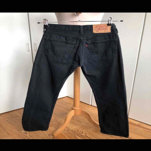 Jean Levi’s 501 W27L30