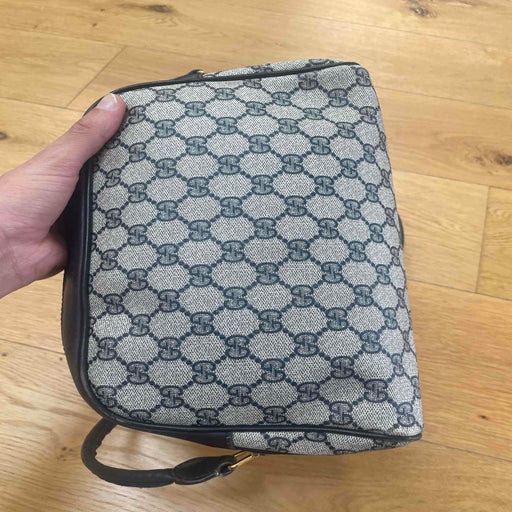 Gucci shoulder bag
