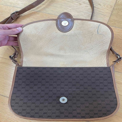 Gucci shoulder bag