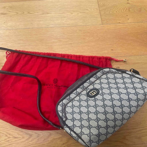 Gucci shoulder bag