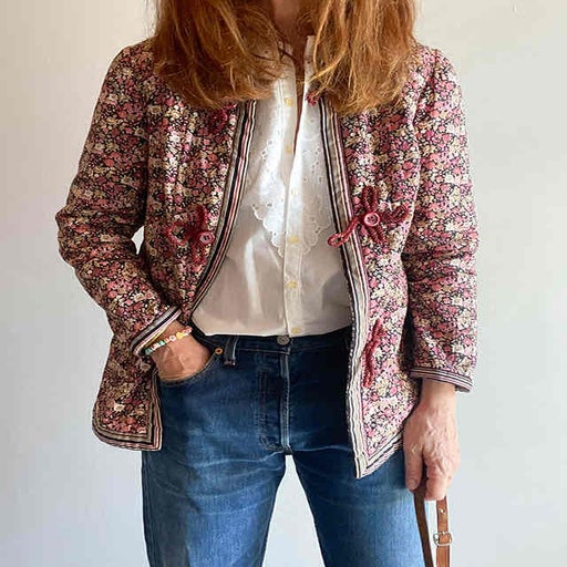 Veste matelassée à fleurs