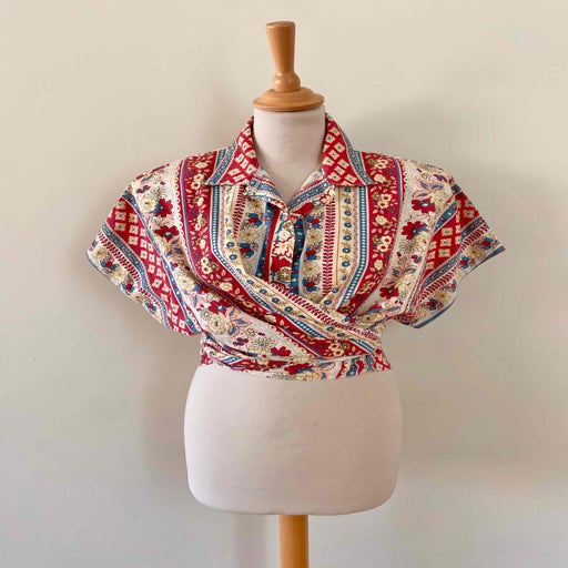 Blouse provençale à nouer