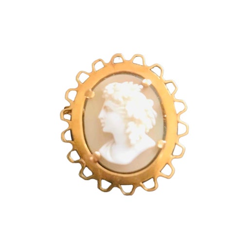 cameo brooch
