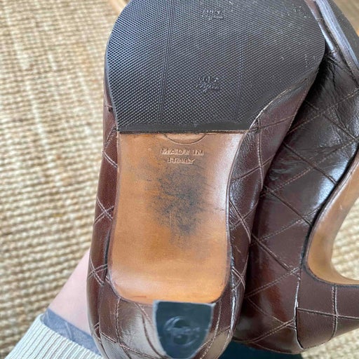 Chanel pumps