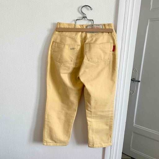mom jeans