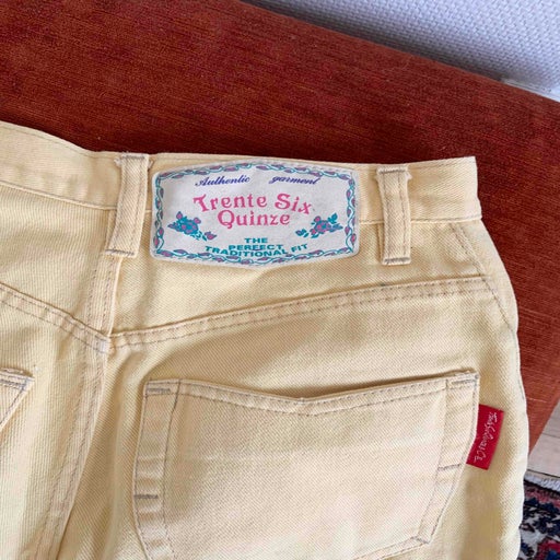 mom jeans