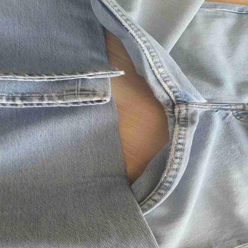 Jean Levi's 501 W28L28