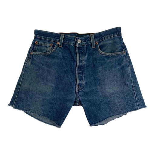 Short Levi’s 501