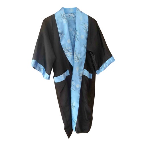 Reversible silk kimono
