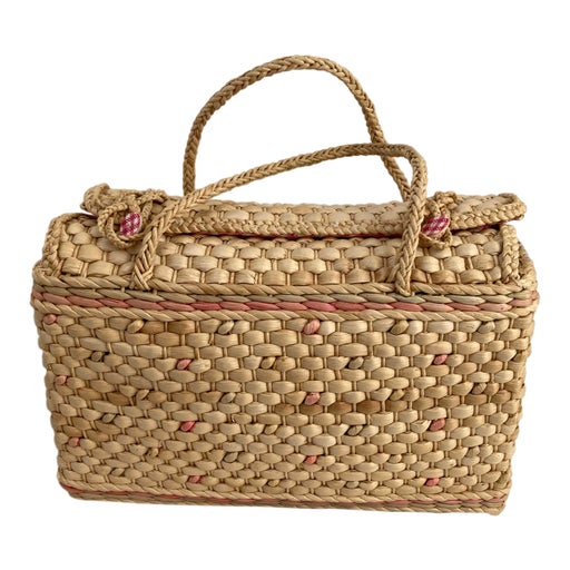 Wicker basket