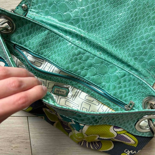 Guess Bag