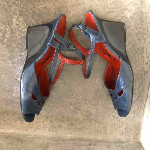 Yves Saint Laurent pumps