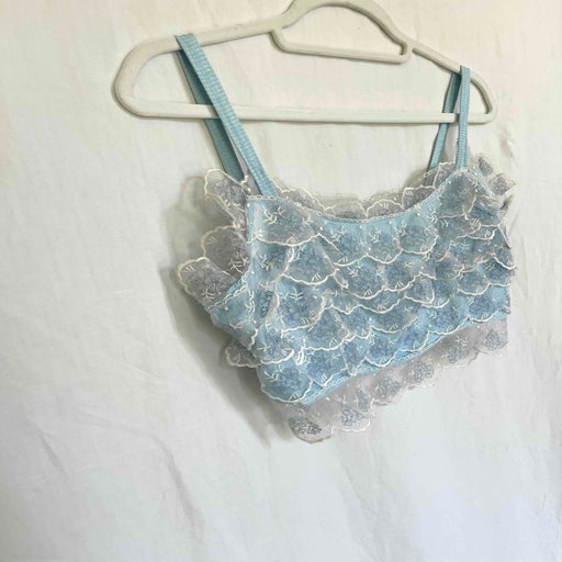 Embroidered crop top