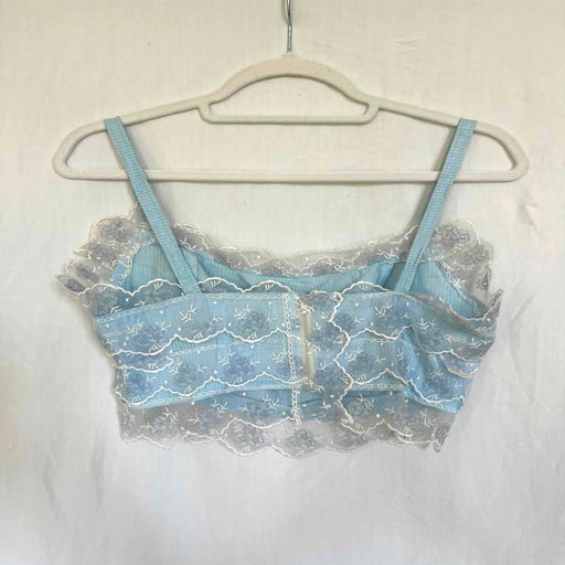 Embroidered crop top