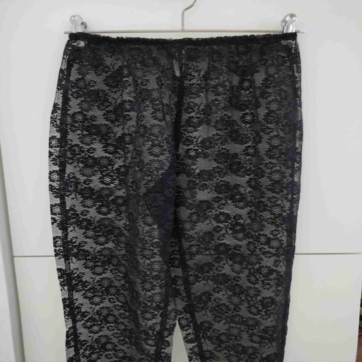 Pantalon en dentelle