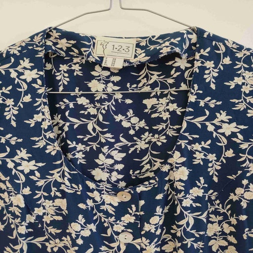 Floral buttoned dress