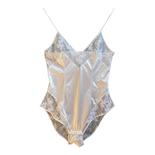 Body en dentelle et satin