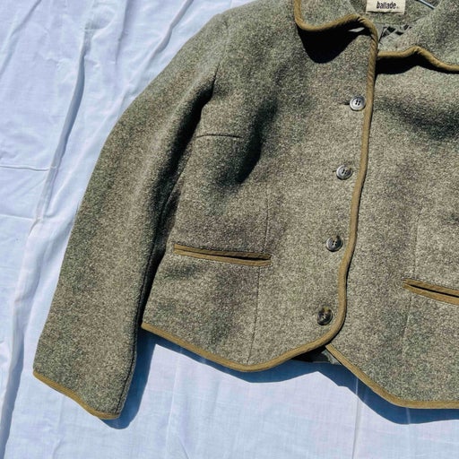 Veste courte en laine