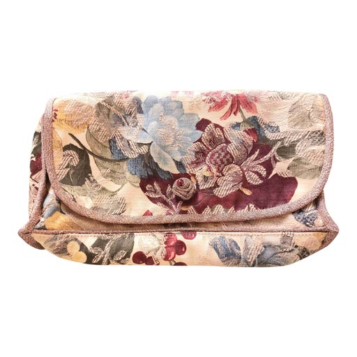 Pochette en tapisserie 