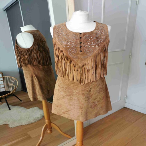 Robe mini en daim René Dhery. A franges devant